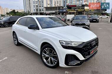 Внедорожник / Кроссовер Audi Q8 2023 в 