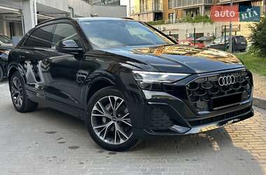 Внедорожник / Кроссовер Audi Q8 2024 в 