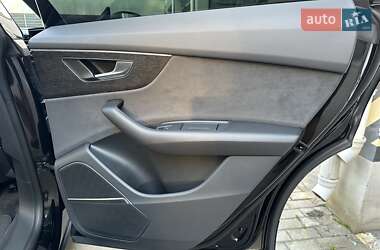 Внедорожник / Кроссовер Audi Q8 2024 в 