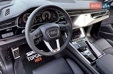 Позашляховик / Кросовер Audi Q8 2025 в 