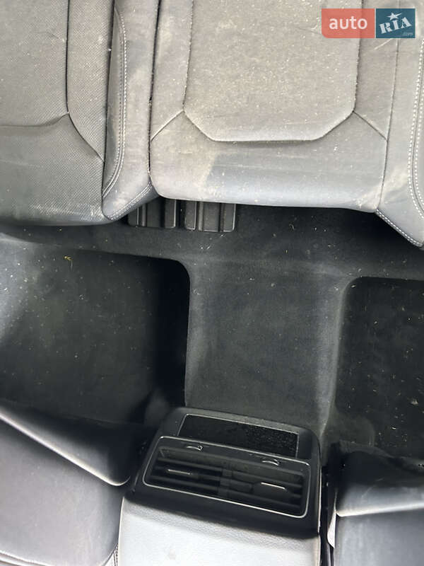 Внедорожник / Кроссовер Audi Q8 2019 в Киеве