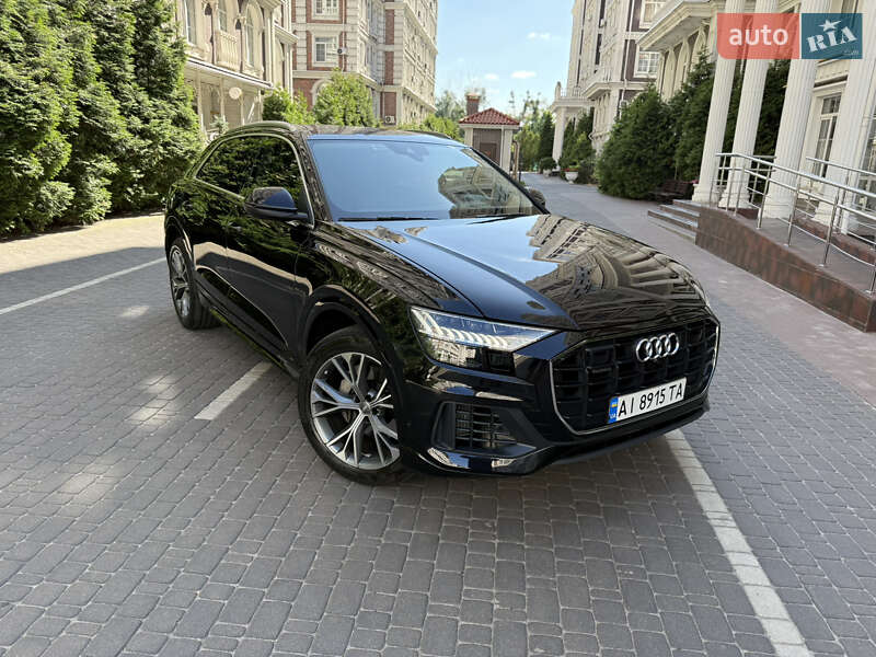 Позашляховик / Кросовер Audi Q8 2018 в Києві