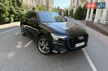 Внедорожник / Кроссовер Audi Q8 2018 в 