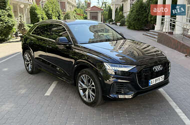 Внедорожник / Кроссовер Audi Q8 2018 в 