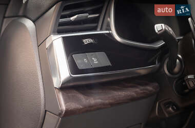 Внедорожник / Кроссовер Audi Q8 2022 в 