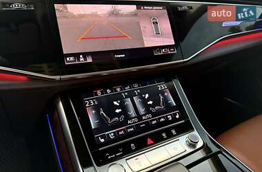 Внедорожник / Кроссовер Audi Q8 2018 в 