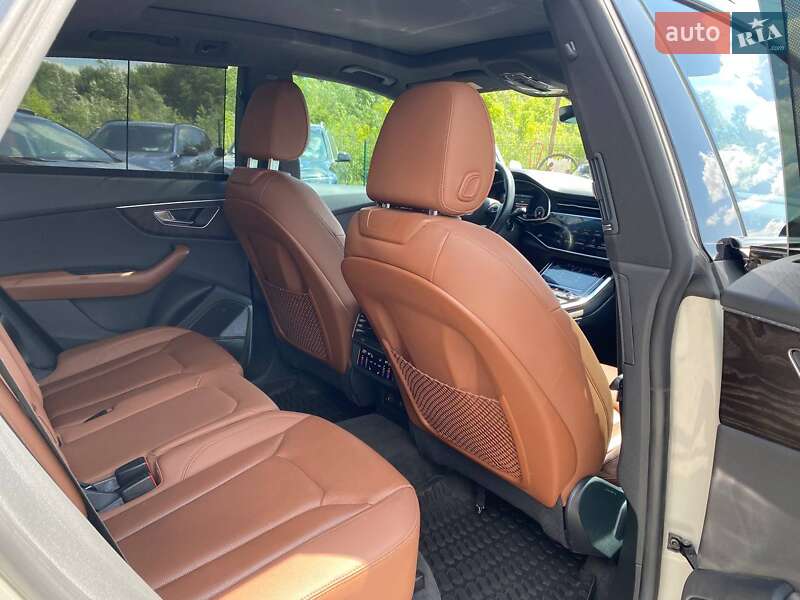 Внедорожник / Кроссовер Audi Q8 2021 в Львове фото 25 Внедорожник / Кроссовер Audi Q8 2021 в Львове