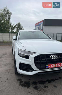 Внедорожник / Кроссовер Audi Q8 2023 в Ровно