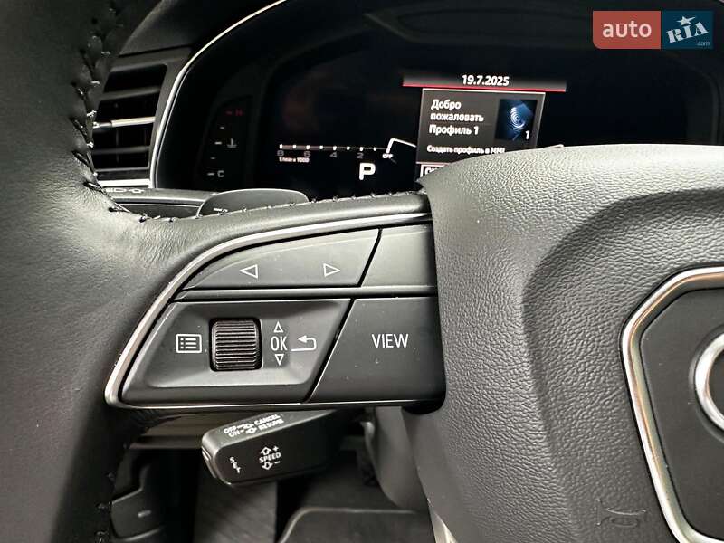 Внедорожник / Кроссовер Audi Q8 2019 в Киеве