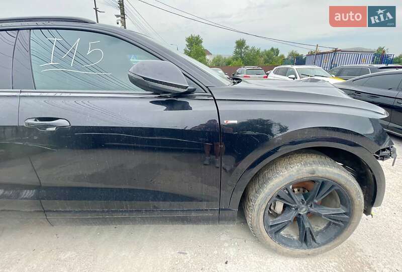 Позашляховик / Кросовер Audi Q8 2018 в Києві