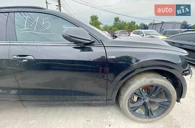 Внедорожник / Кроссовер Audi Q8 2018 в 