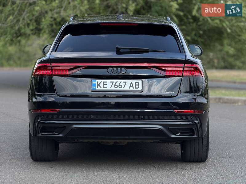 Внедорожник / Кроссовер Audi Q8 2018 в Кривом Роге