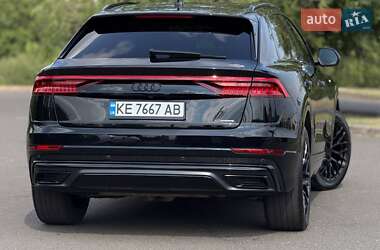 Внедорожник / Кроссовер Audi Q8 2018 в 