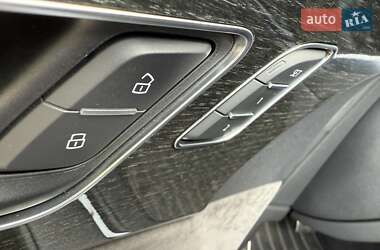Внедорожник / Кроссовер Audi Q8 2020 в 
