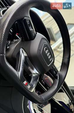 Внедорожник / Кроссовер Audi Q8 2020 в 