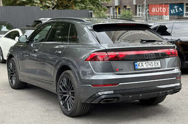 Внедорожник / Кроссовер Audi Q8 2024 в 
