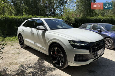 Внедорожник / Кроссовер Audi Q8 2019 в 