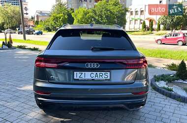 Внедорожник / Кроссовер Audi Q8 2018 в 