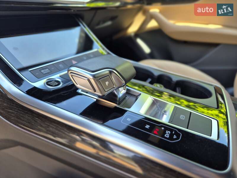 Внедорожник / Кроссовер Audi Q8 2021 в Ровно фото 28 Внедорожник / Кроссовер Audi Q8 2021 в Ровно