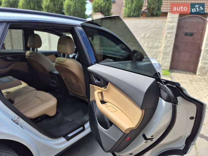 Внедорожник / Кроссовер Audi Q8 2021 в Ровно фото 63 Внедорожник / Кроссовер Audi Q8 2021 в Ровно