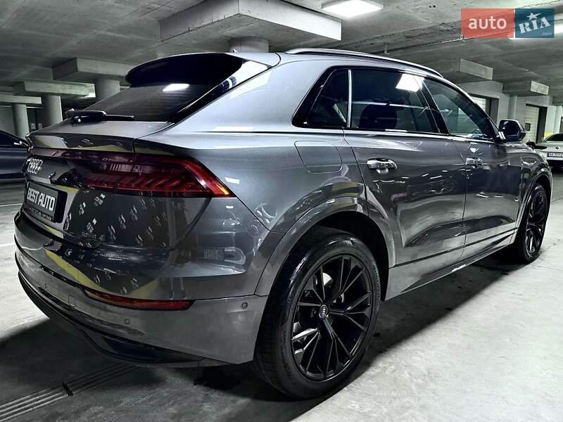 Позашляховик / Кросовер Audi Q8 2019 в Києві