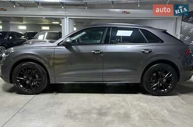 Внедорожник / Кроссовер Audi Q8 2019 в 