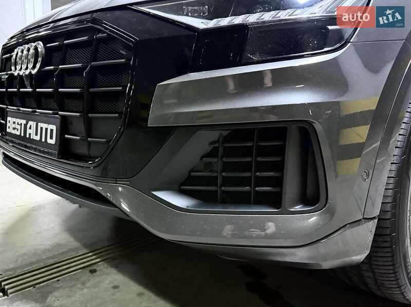 Позашляховик / Кросовер Audi Q8 2019 в Києві