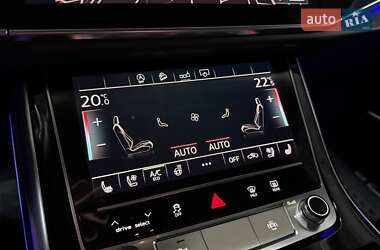 Внедорожник / Кроссовер Audi Q8 2019 в 