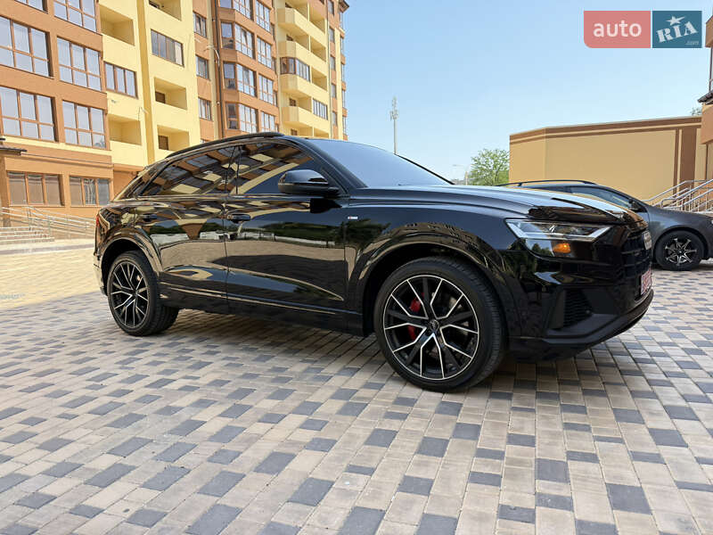 Внедорожник / Кроссовер Audi Q8 2019 в Измаиле