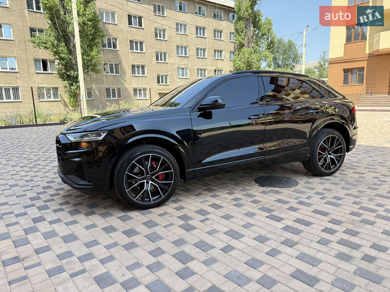 Внедорожник / Кроссовер Audi Q8 2019 в Измаиле