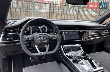 Внедорожник / Кроссовер Audi Q8 2021 в 