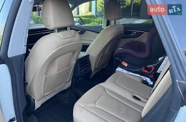 Внедорожник / Кроссовер Audi Q8 2019 в Ужгороде
