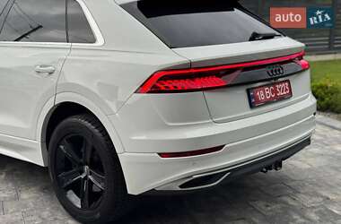 Внедорожник / Кроссовер Audi Q8 2018 в 