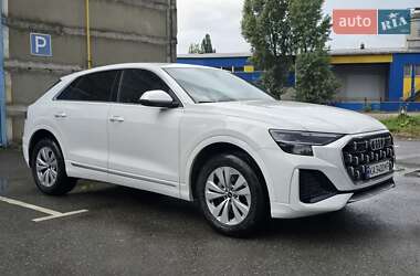 Внедорожник / Кроссовер Audi Q8 2024 в 