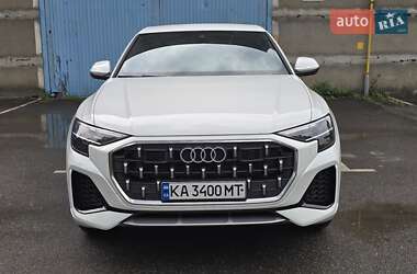 Внедорожник / Кроссовер Audi Q8 2024 в 