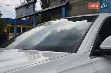 Внедорожник / Кроссовер Audi Q8 2024 в 