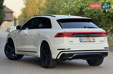 Внедорожник / Кроссовер Audi Q8 2018 в 