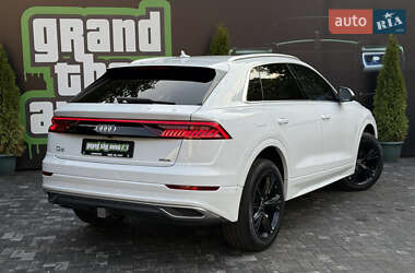 Внедорожник / Кроссовер Audi Q8 2023 в 