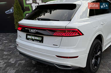 Внедорожник / Кроссовер Audi Q8 2023 в 