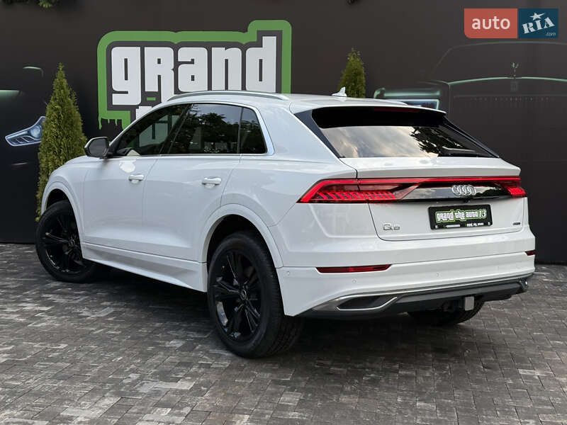 Внедорожник / Кроссовер Audi Q8 2023 в Киеве