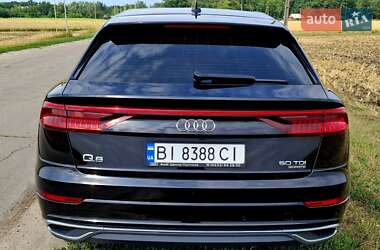Внедорожник / Кроссовер Audi Q8 2020 в 