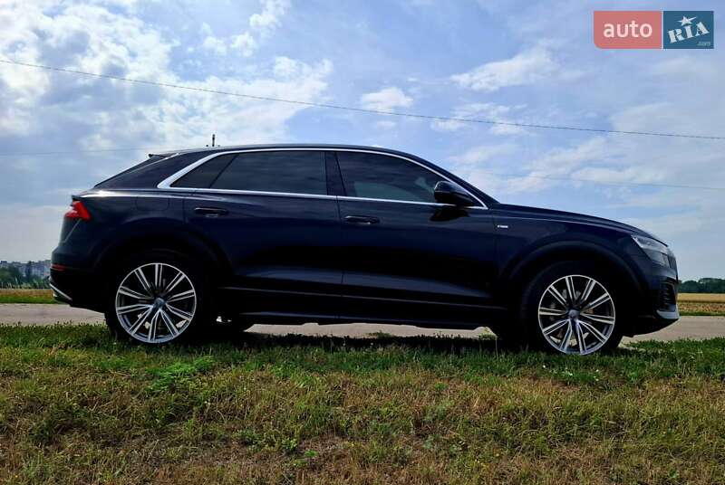 Внедорожник / Кроссовер Audi Q8 2020 в Полтаве фото 4 Внедорожник / Кроссовер Audi Q8 2020 в Полтаве