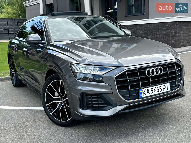 Позашляховик / Кросовер Audi Q8 2019 в Києві