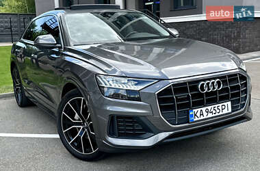 Внедорожник / Кроссовер Audi Q8 2019 в 