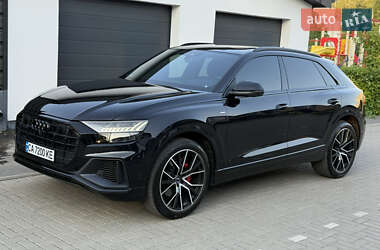 Внедорожник / Кроссовер Audi Q8 2019 в 