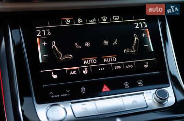 Внедорожник / Кроссовер Audi Q8 2019 в 