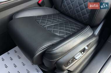 Внедорожник / Кроссовер Audi Q8 2020 в 