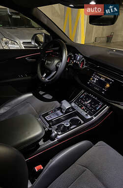 Внедорожник / Кроссовер Audi Q8 2019 в 