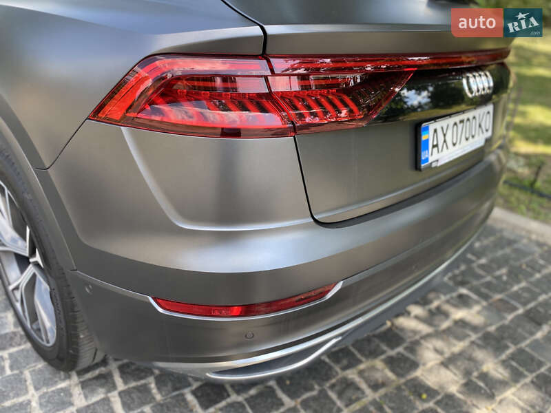 Внедорожник / Кроссовер Audi Q8 2020 в Киеве