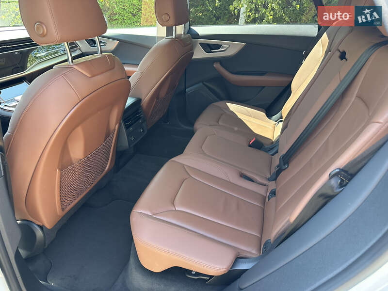 Внедорожник / Кроссовер Audi Q8 2020 в Одессе